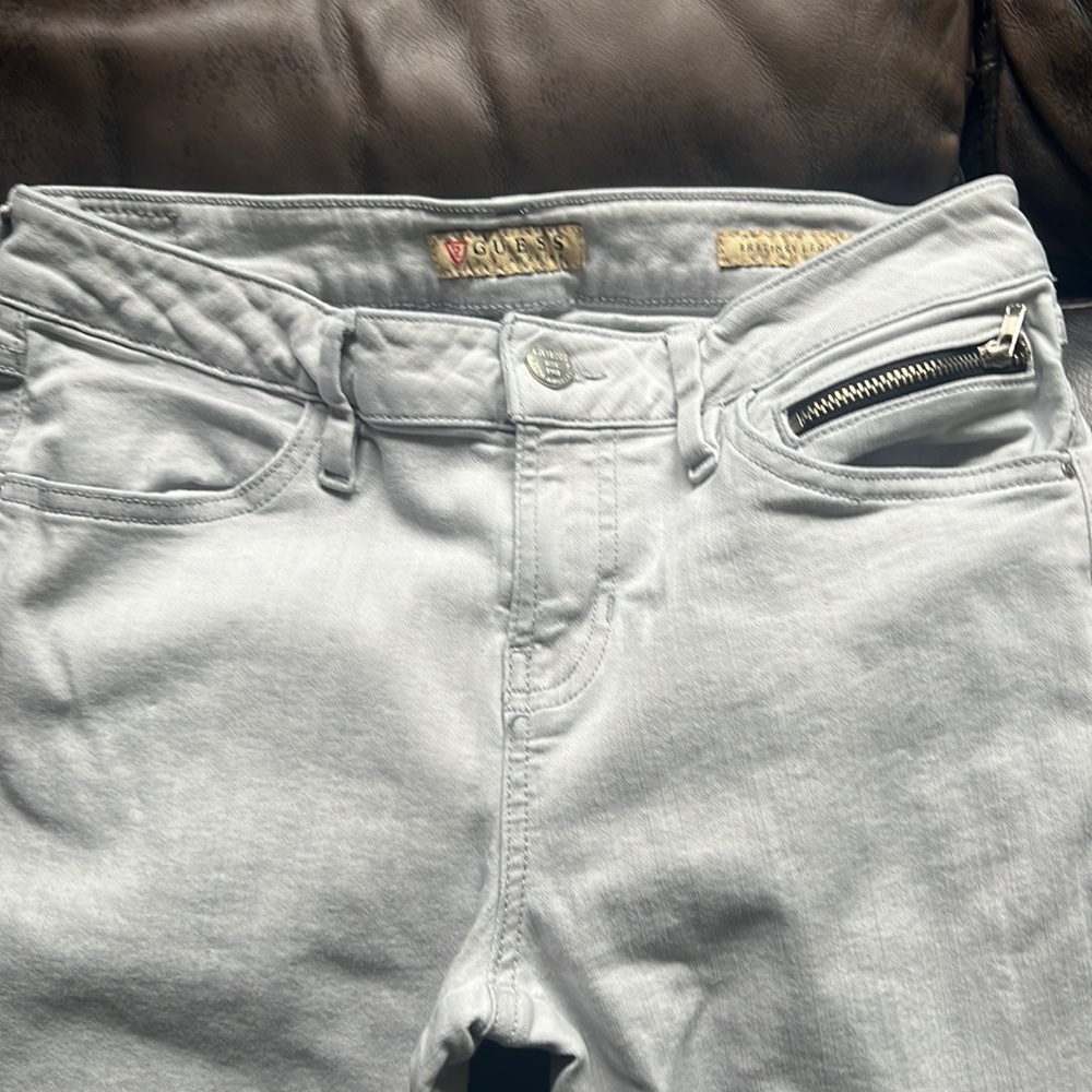 Guess jeans size 29